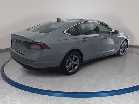 Used 2024 Honda Accord EX-L image 5