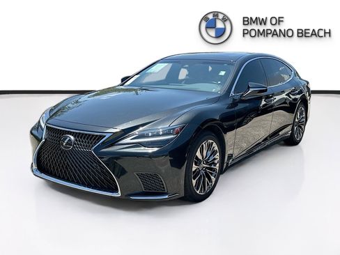 Used 2023 Lexus LS 500 RWD image 3