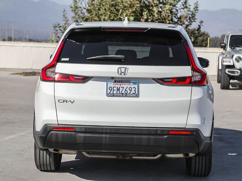 Used 2023 Honda CR-V EX-L image 6