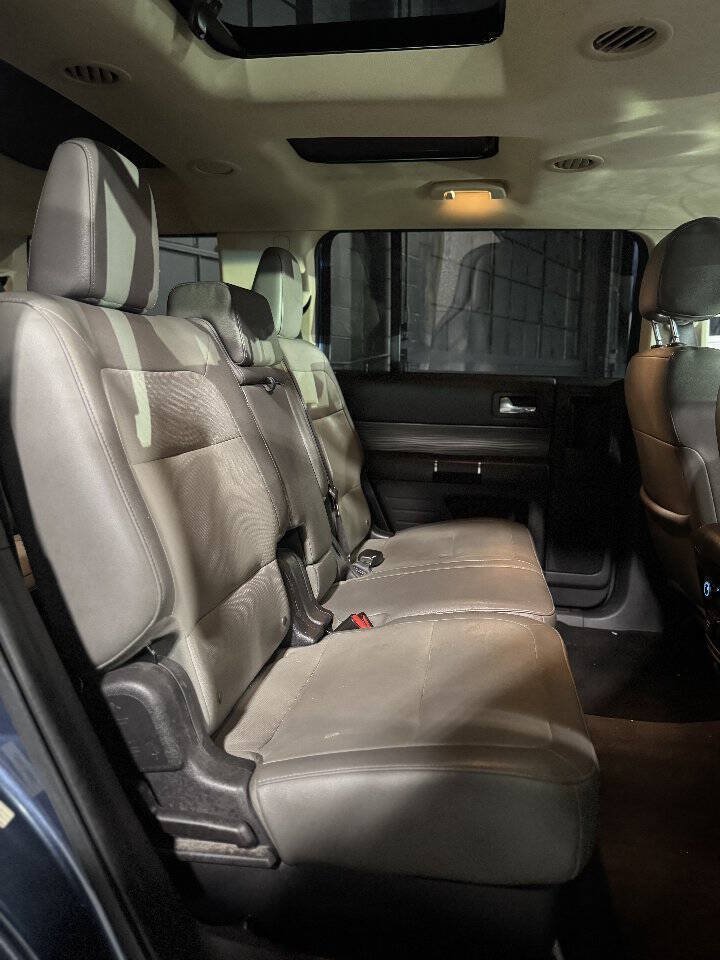 Used 2019 Ford Flex Limited w/ Limited Appearance Package AWD/4WD image 7