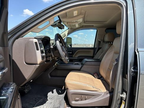 Used 2017 GMC Sierra 3500 Denali w/ Duramax Plus Package AWD/4WD image 12