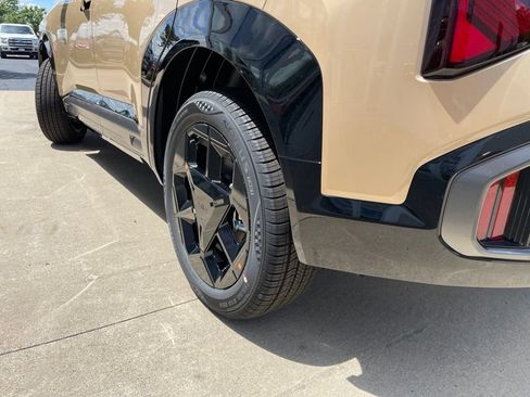 New 2027 Kia Seltos X-Line S AWD/4WD image 18