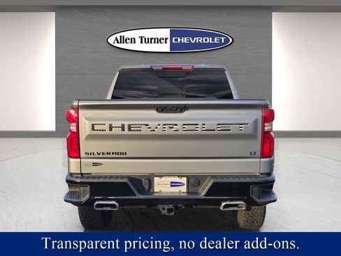 Used 2024 Chevrolet Silverado 1500 LT Trail Boss w/ Convenience Package II image 8