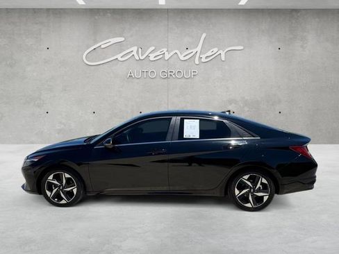 Used 2023 Hyundai Elantra Limited FWD image 13
