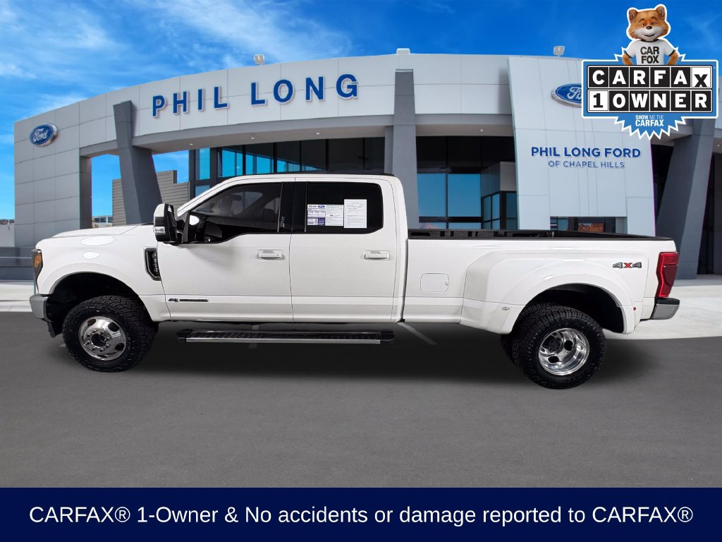 Used 2022 Ford F350 Lariat w/ Lariat Value Package AWD/4WD image 2