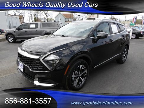 Used 2023 Kia Sportage EX AWD/4WD image 1