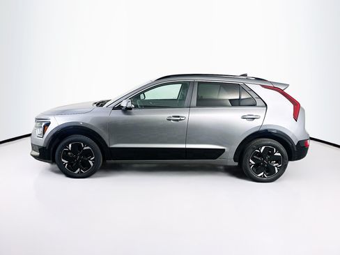 Used 2024 Kia Niro Wind FWD image 4