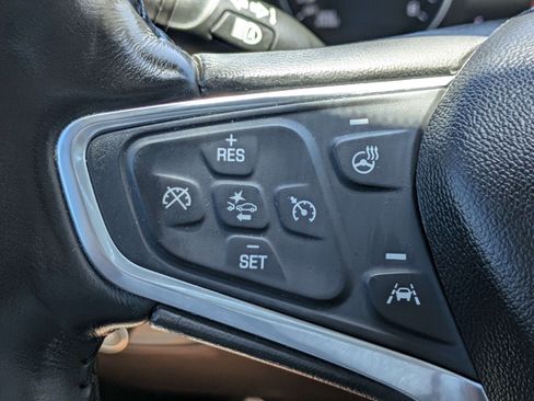 Used 2022 Chevrolet Equinox LT FWD image 24