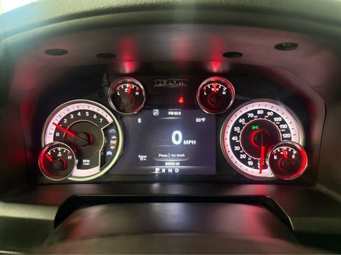 Used 2021 RAM 1500 Classic Warlock AWD/4WD image 27