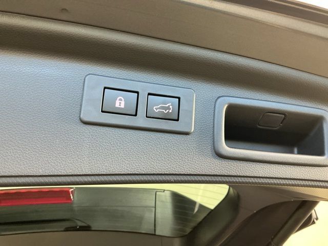 Used 2023 Subaru Forester Premium AWD/4WD image 12
