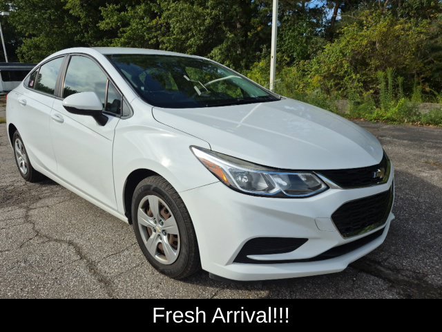Used 2016 Chevrolet Cruze L FWD image 3