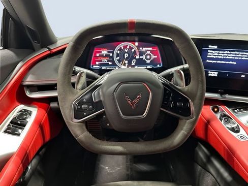 Used 2023 Chevrolet Corvette Stingray Preferred Cpe w/ Z51 Performance Package RWD image 17