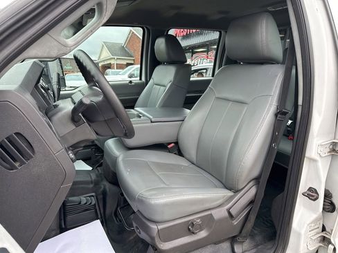 Used 2012 Ford F350 XL w/ PWR Equipment Group AWD/4WD image 2