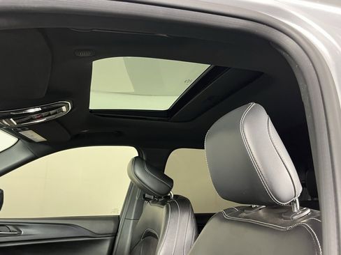 Certified 2023 Jeep Grand Cherokee L Laredo image 23