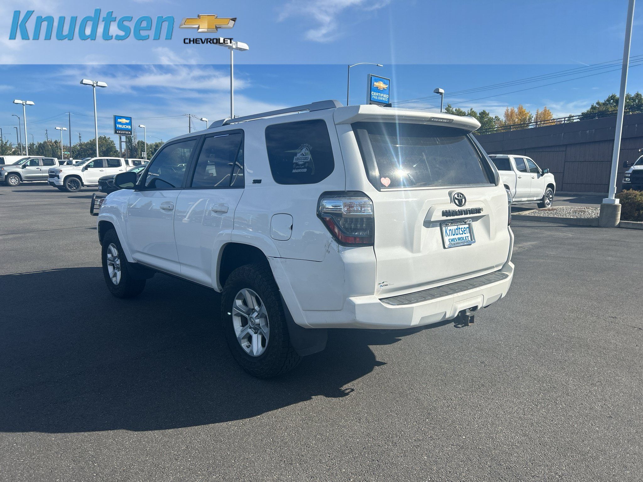 Used 2017 Toyota 4Runner SR5 Premium AWD/4WD image 5