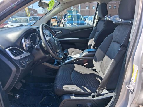 Used 2014 Dodge Journey SXT w/ Flexible Seating Group image 14