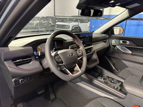 New 2026 Ford Explorer ST w/ Sun And Sound Package image 22