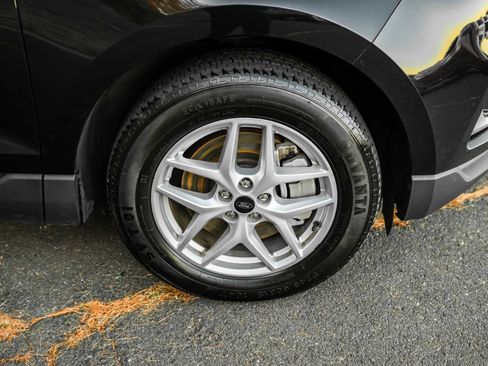 Used 2023 Ford Edge SEL image 7