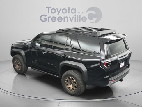 Used 2025 Toyota 4Runner Trailhunter AWD/4WD image 9