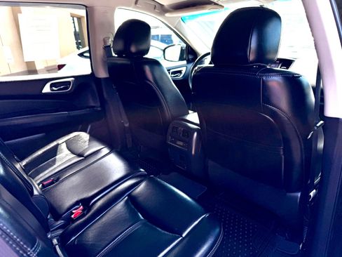Used 2016 Nissan Pathfinder SL w/ SL Tech Package AWD/4WD image 20