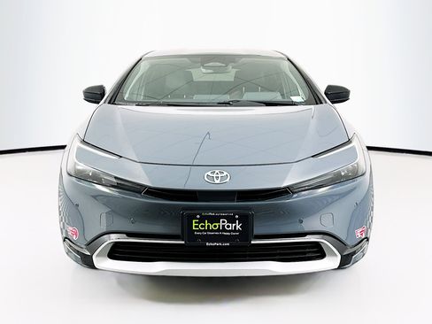 Used 2024 Toyota Prius Prime XSE image 2