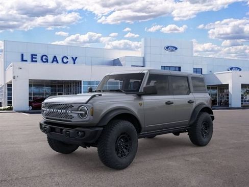 New 2026 Ford Bronco Badlands AWD/4WD image 1