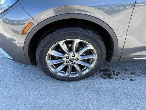 Used 2021 Lincoln Corsair AWD w/ Premium Package image 22