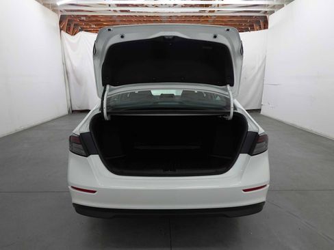 Used 2025 Honda Accord LX image 28