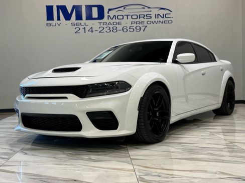 Used 2022 Dodge Charger Scat Pack image 2