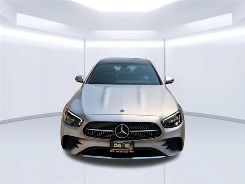 Used 2021 Mercedes-Benz E 350 4MATIC Sedan image 2