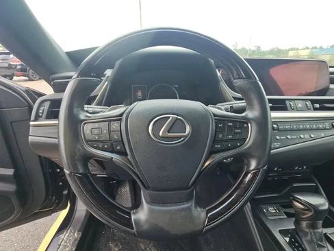 Used 2019 Lexus ES 350 FWD image 4