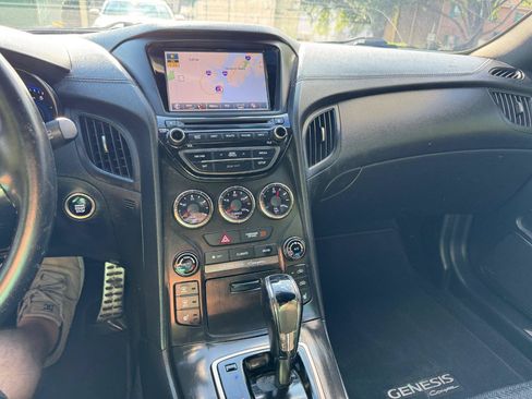 Used 2015 Hyundai Genesis 3.8 RWD image 25
