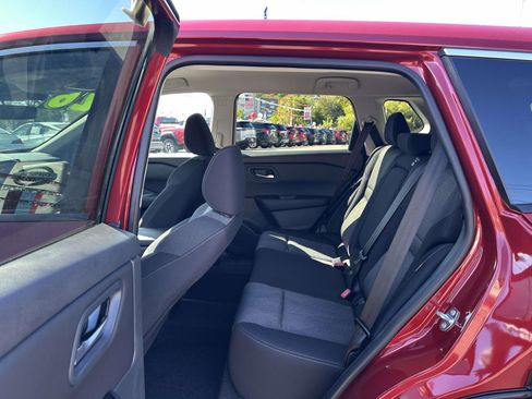 Used 2026 Nissan Rogue SV image 10