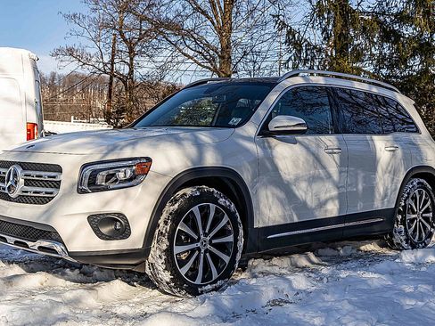 Used 2022 Mercedes-Benz GLB 250 GLB 250 image 3