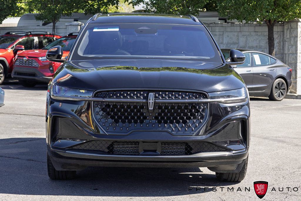 Used 2024 Lincoln Nautilus Reserve w/ Equipment Group 202A AWD/4WD image 15