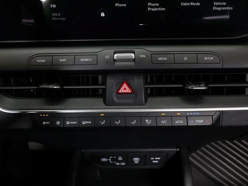 Used 2026 Kia K4 FWD image 30
