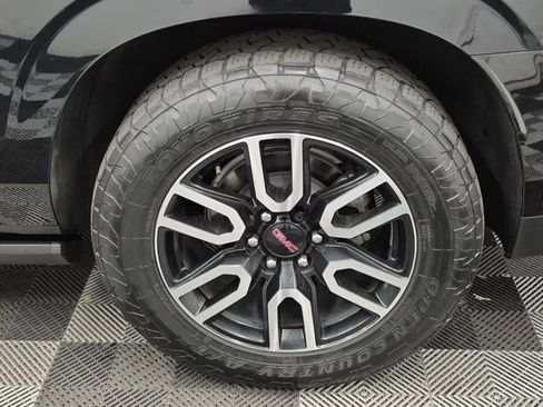 Used 2021 GMC Yukon XL AT4 w/ AT4 Premium Plus Package image 11