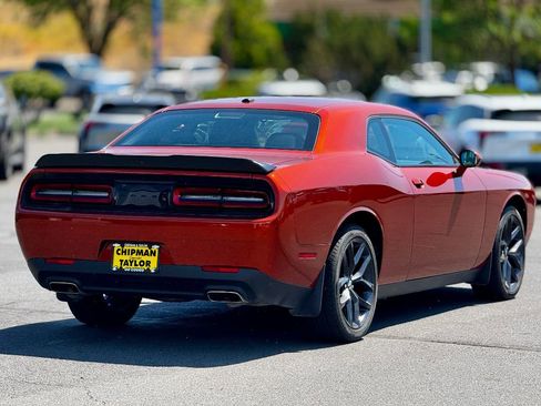 Used 2022 Dodge Challenger SXT w/ Blacktop Package image 7