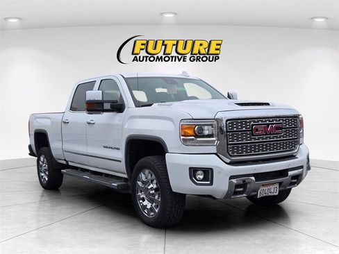 Used 2019 GMC Sierra 2500 Denali w/ Duramax Plus Package image 1