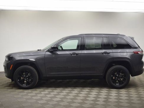 New 2026 Jeep Grand Cherokee 4WD image 13