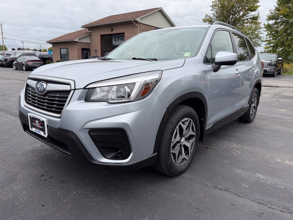 Used 2019 Subaru Forester Premium AWD/4WD image 1