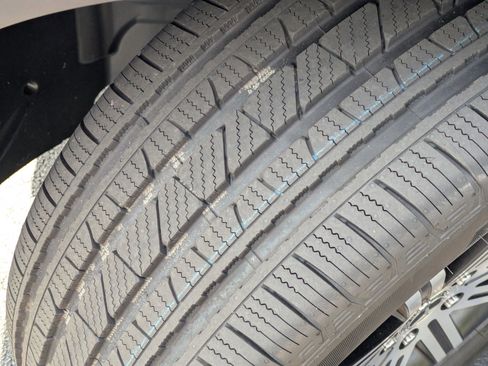 New 2025 Mercedes-Benz GLE 350 4MATIC image 12