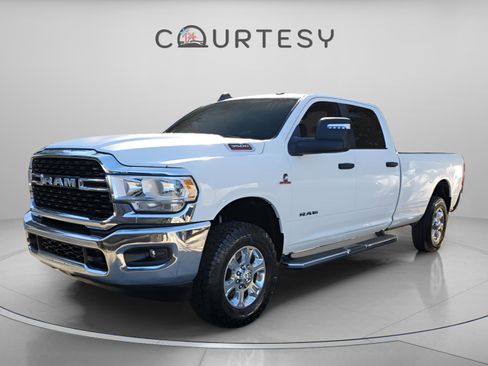 Used 2024 RAM 3500 Big Horn image 1