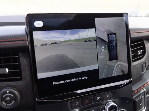 Used 2023 Ford Expedition Limited image 37