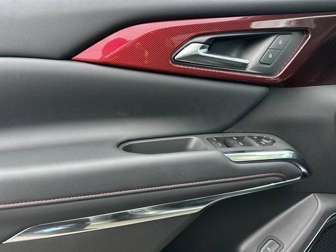 New 2026 Chevrolet Traverse Z71 image 11