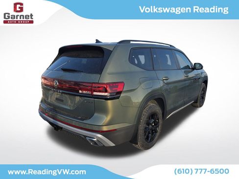 New 2026 Volkswagen Atlas Peak Edition image 5