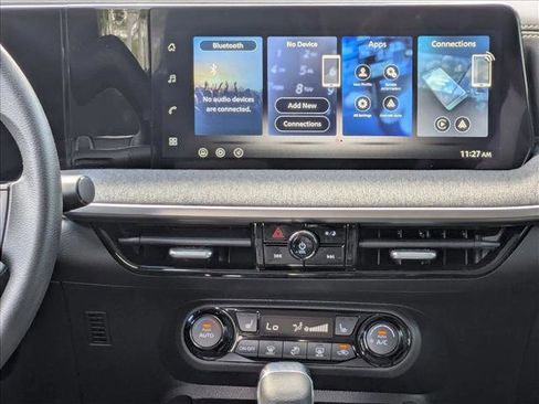 New 2026 Nissan Kicks SV image 12