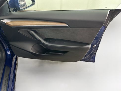 Used 2022 Tesla Model 3 Long Range image 30