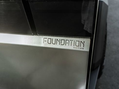 Used 2024 Tesla Cybertruck AWD Crew Cab image 35