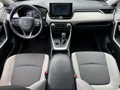 Used 2021 Toyota RAV4 XLE w/ XLE Grade Weather Package image 12